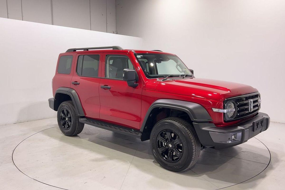 2025 GWM Tank 300 Lux P01