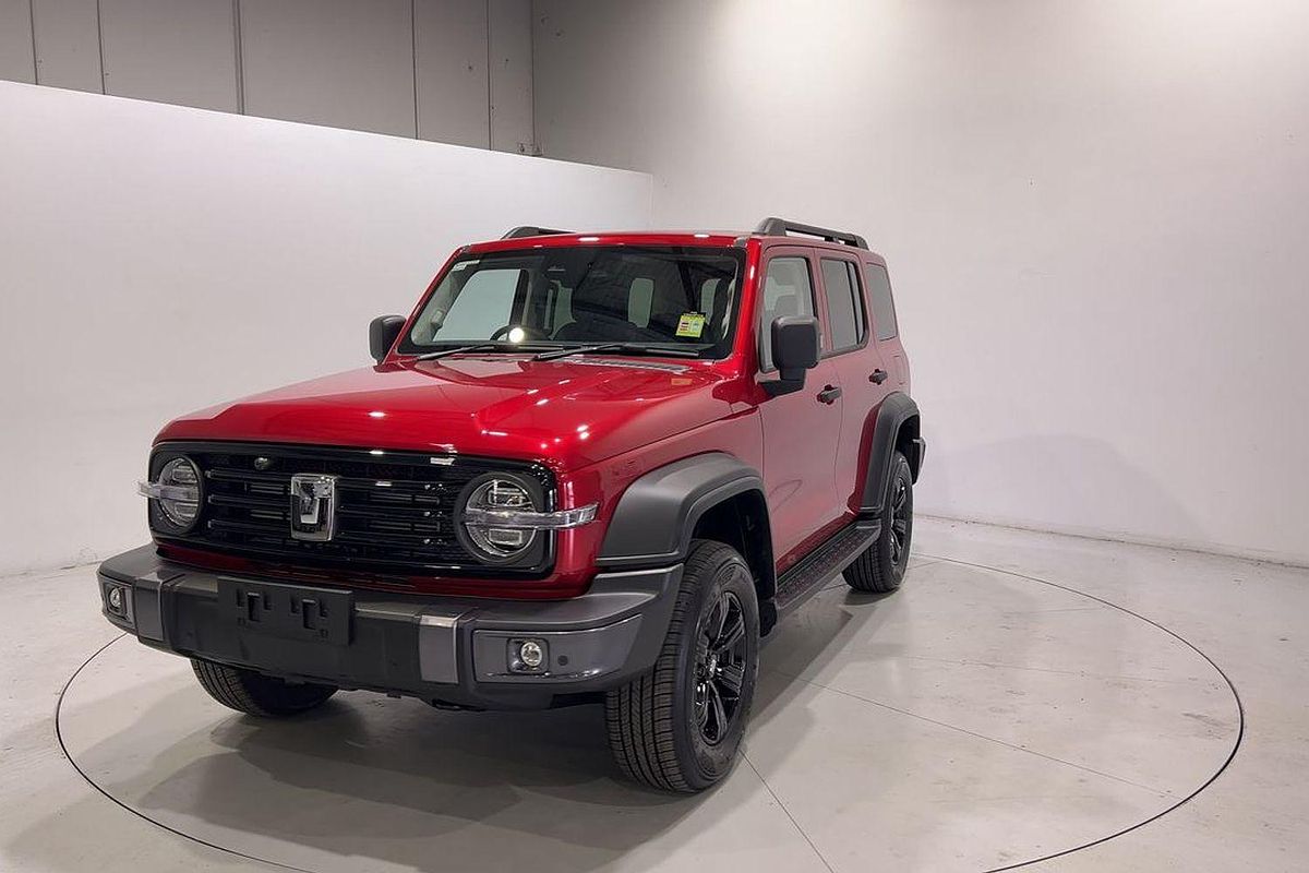 2025 GWM Tank 300 Lux P01