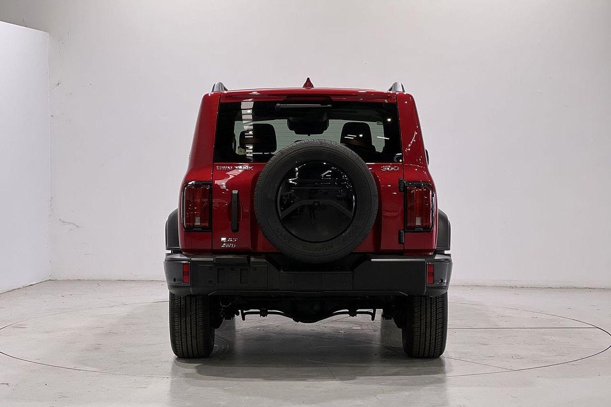 2025 GWM Tank 300 Lux P01