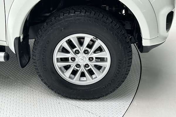 2014 Mitsubishi Challenger PC