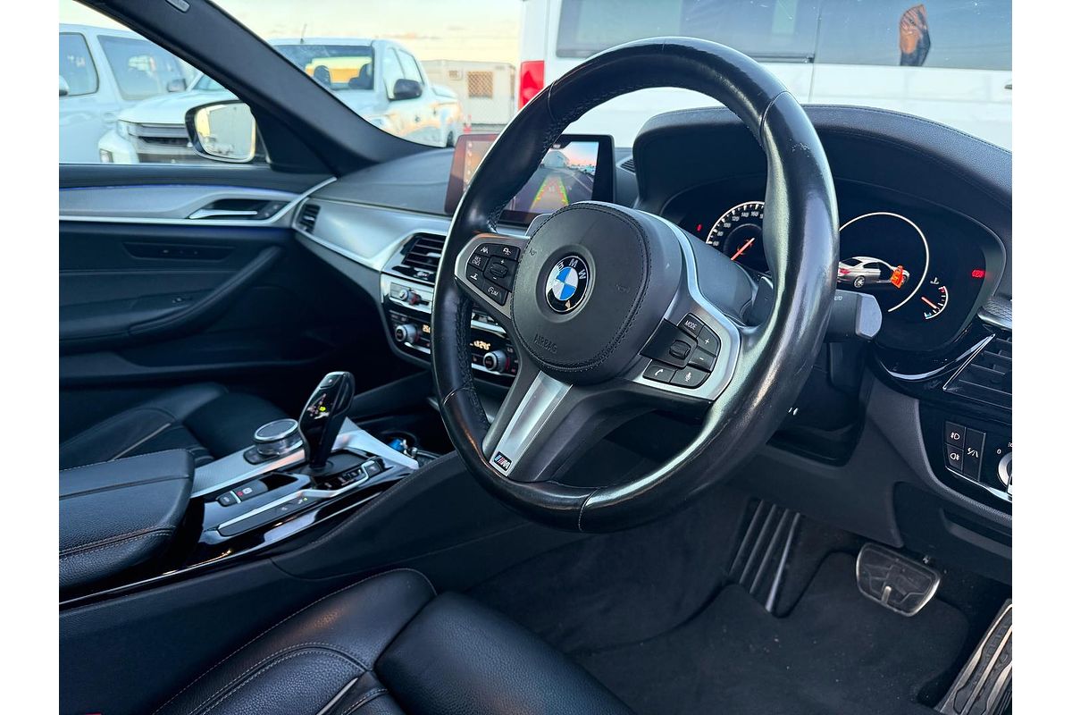 2019 BMW 5 Series 530d M Sport G30