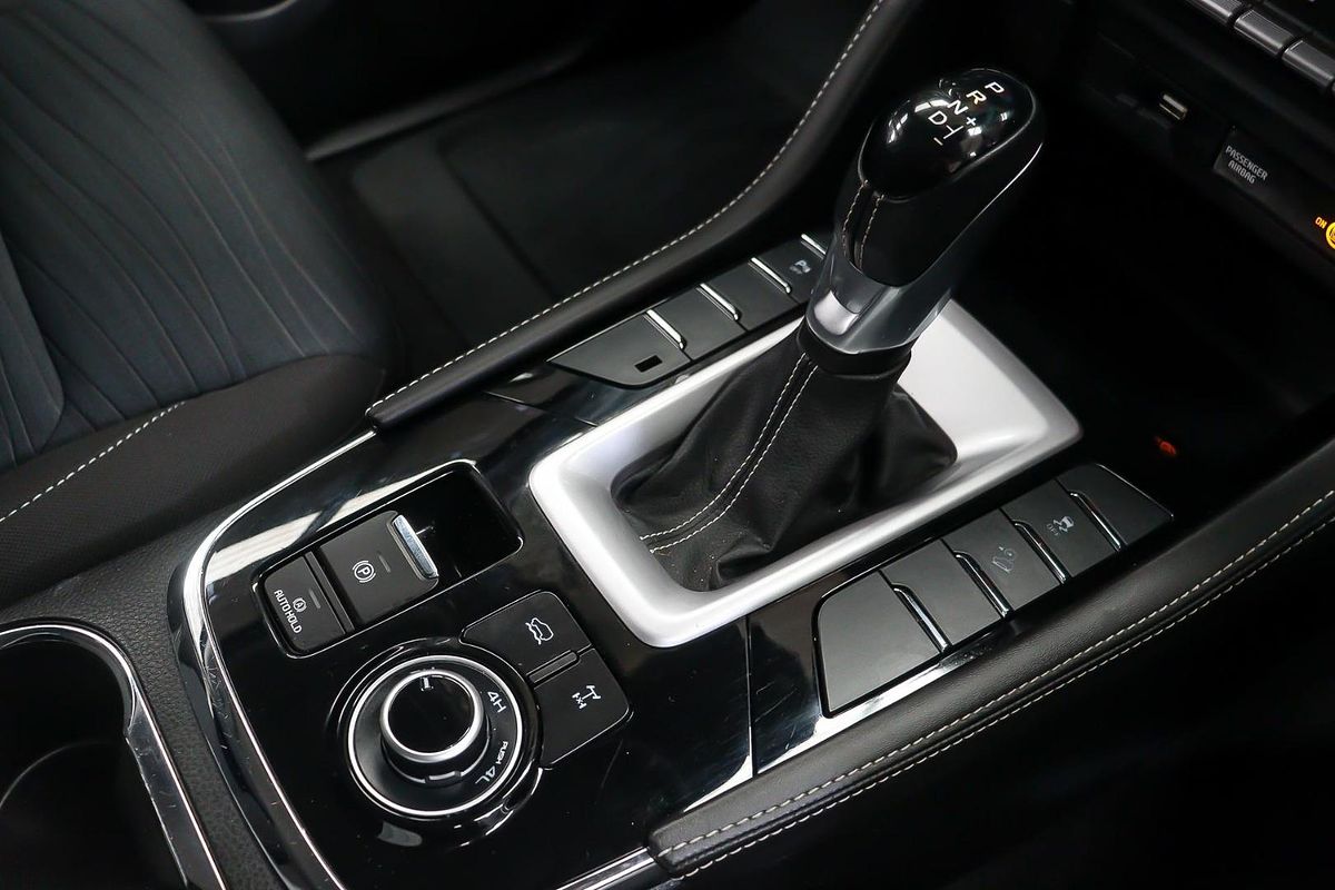 2023 Isuzu MU-X LS-U
