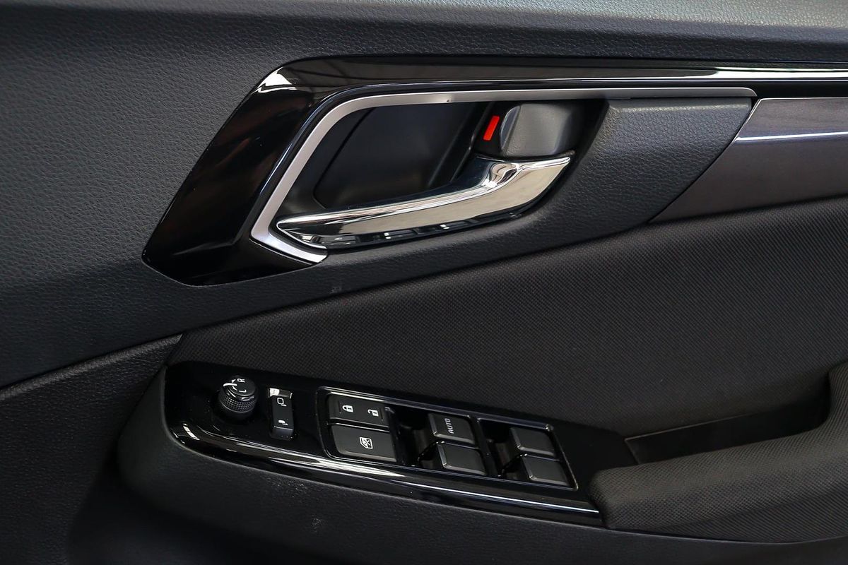 2023 Isuzu MU-X LS-U