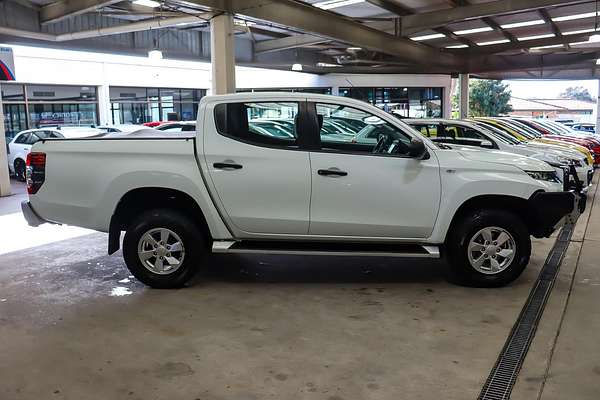 2022 Mitsubishi Triton GLX+ MR 4X4