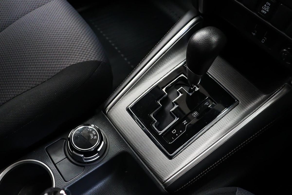 2022 Mitsubishi Triton GLX+ MR 4X4