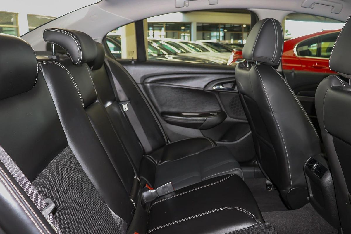 2013 Holden Commodore International VF