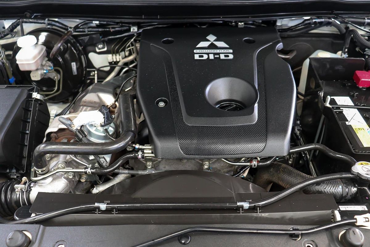 2022 Mitsubishi Triton GLX+ MR 4X4