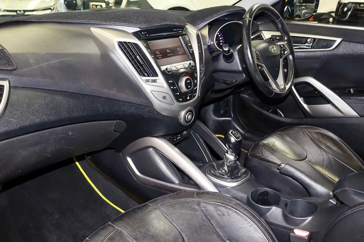 2012 Hyundai Veloster + FS