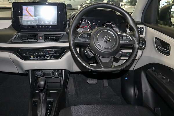2024 Suzuki Swift Hybrid UZ