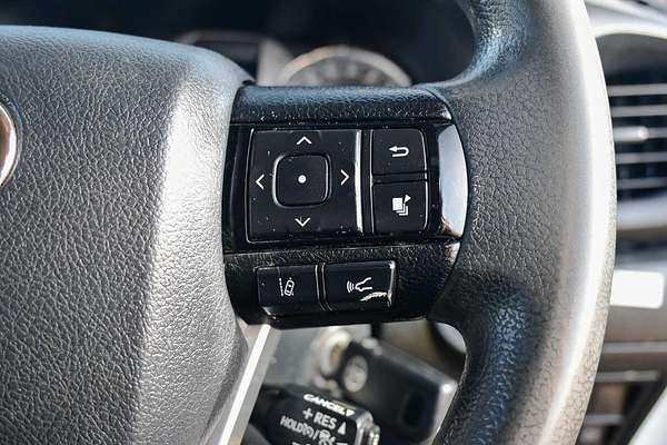 2020 Toyota Hilux SR GUN126R 4X4