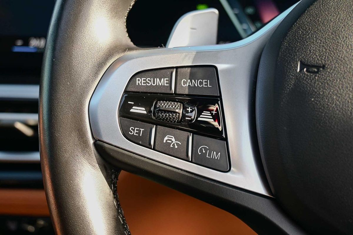 2023 BMW 3 Series 330i M Sport G20 LCI