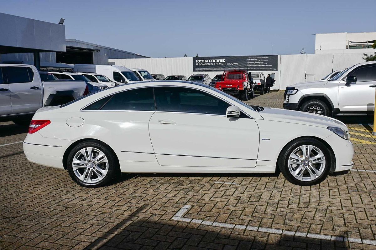 2010 Mercedes-Benz E-Class E250 CGI Elegance C207