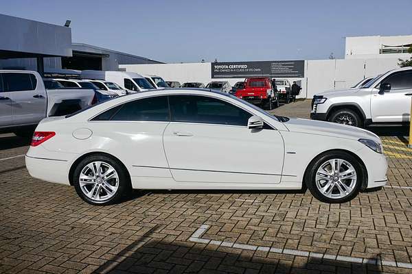 2010 Mercedes-Benz E-Class E250 CGI Elegance C207