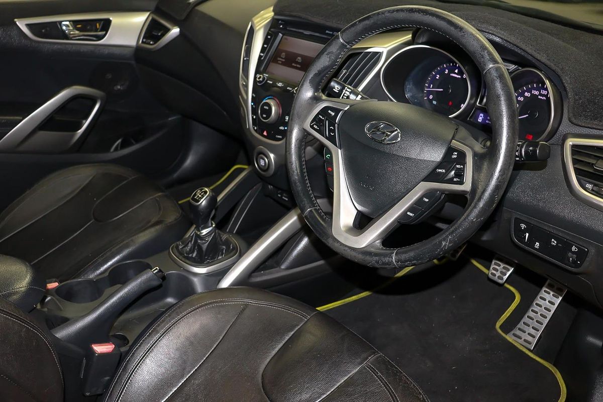 2012 Hyundai Veloster + FS