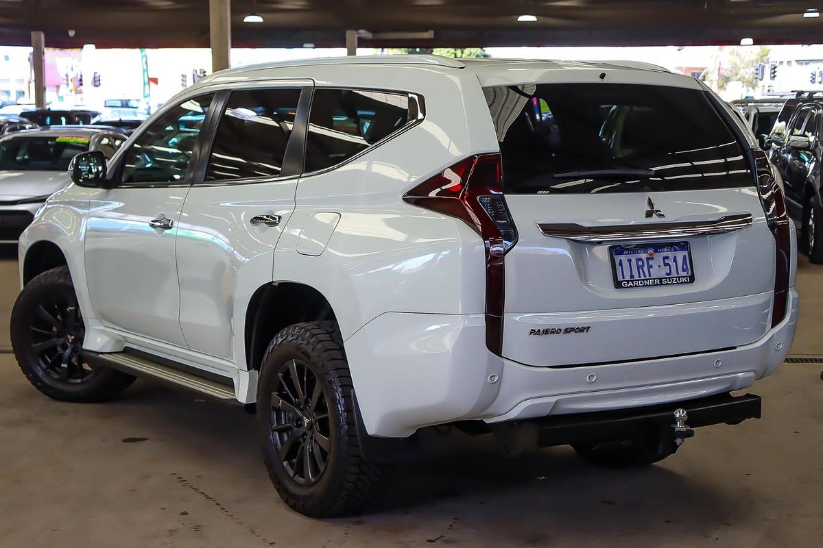 2017 Mitsubishi Pajero Sport GLX QE