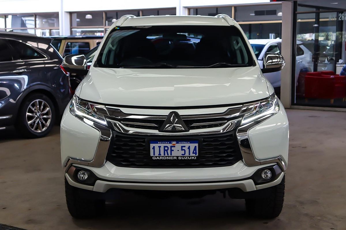 2017 Mitsubishi Pajero Sport GLX QE