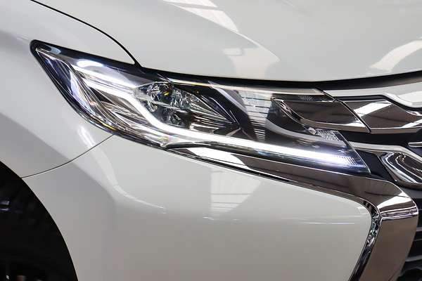 2017 Mitsubishi Pajero Sport GLX QE