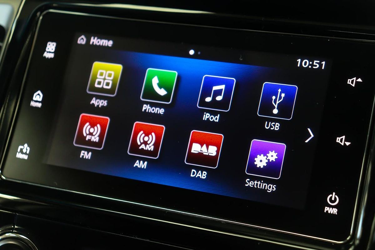 2017 Mitsubishi Pajero Sport GLX QE