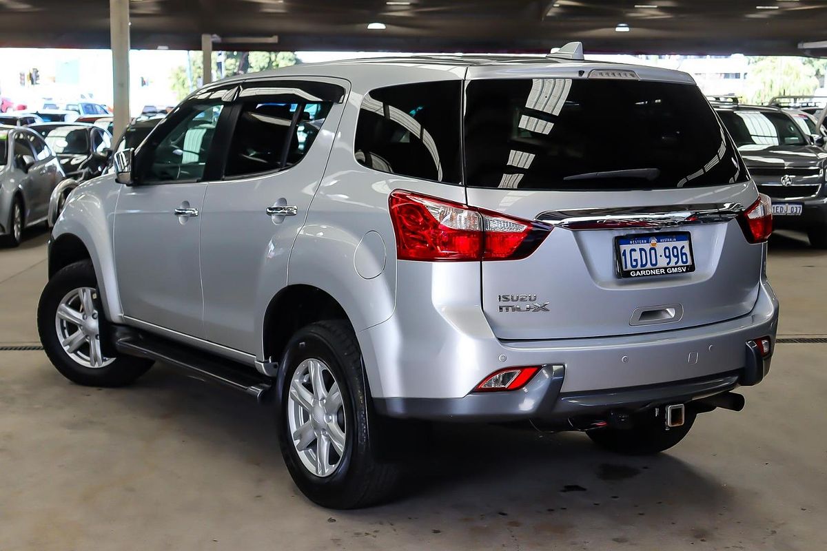2016 Isuzu MU-X LS-U