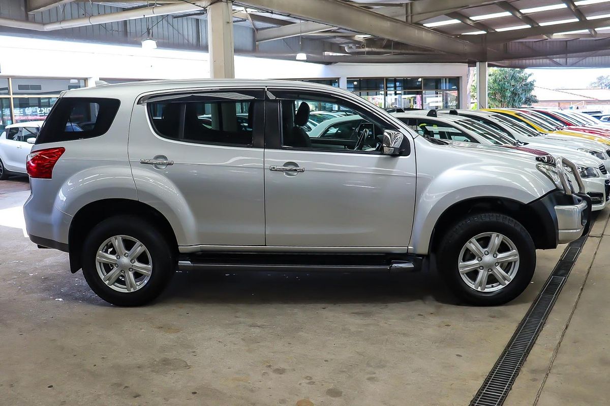 2016 Isuzu MU-X LS-U