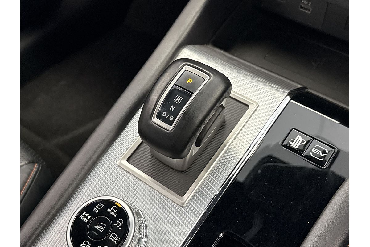 2022 Mitsubishi Outlander PHEV Exceed Tourer ZM