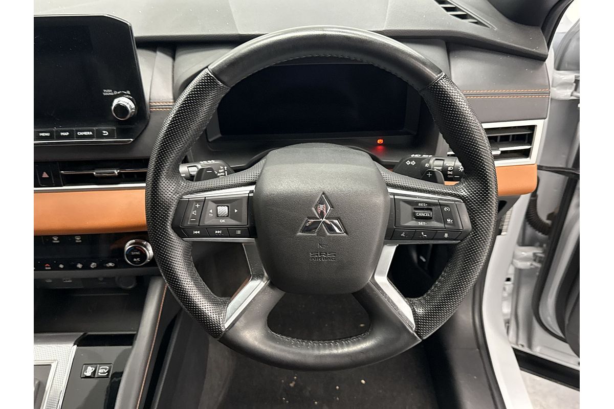 2022 Mitsubishi Outlander PHEV Exceed Tourer ZM