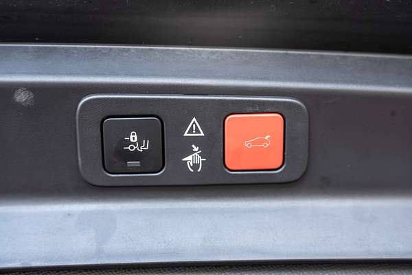 2019 Peugeot 5008 GT Line P87