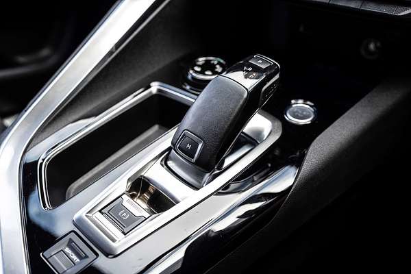 2019 Peugeot 5008 GT Line P87