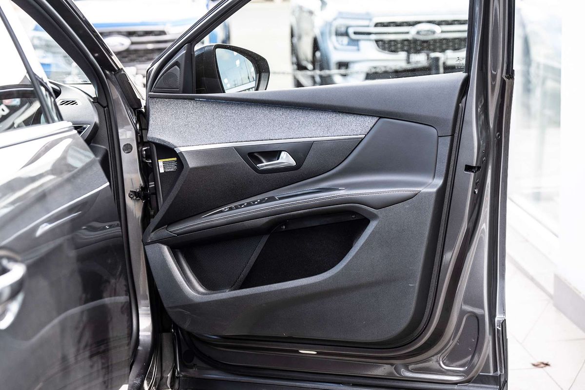 2019 Peugeot 5008 GT Line P87