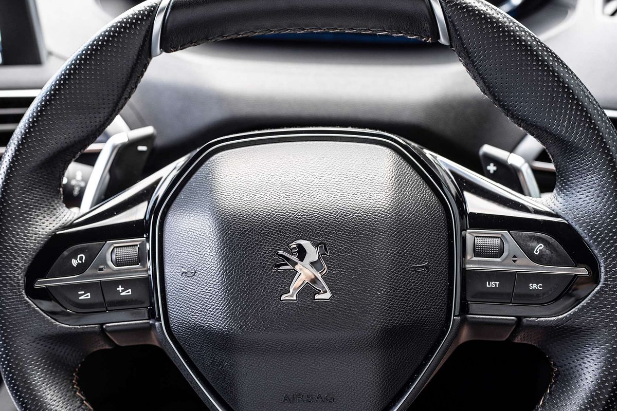 2019 Peugeot 5008 GT Line P87