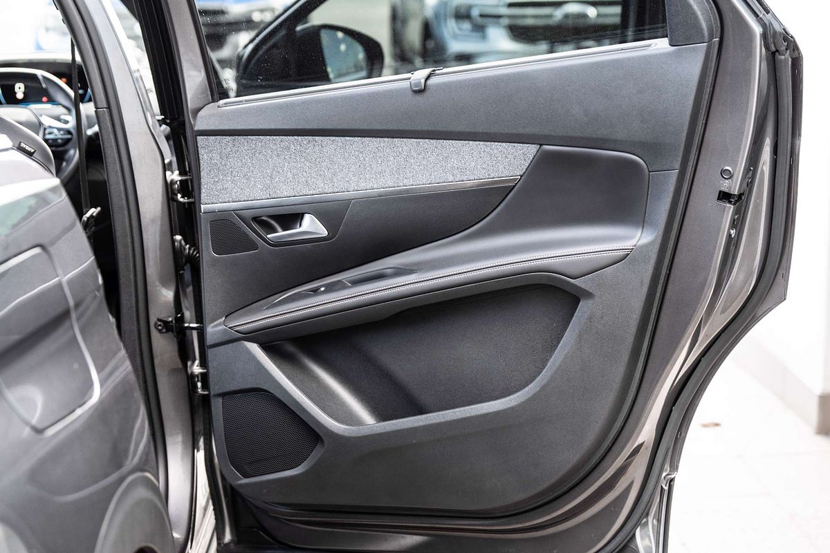 2019 Peugeot 5008 GT Line P87