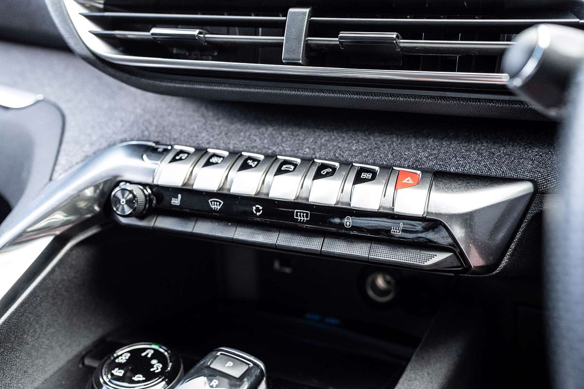 2019 Peugeot 5008 GT Line P87