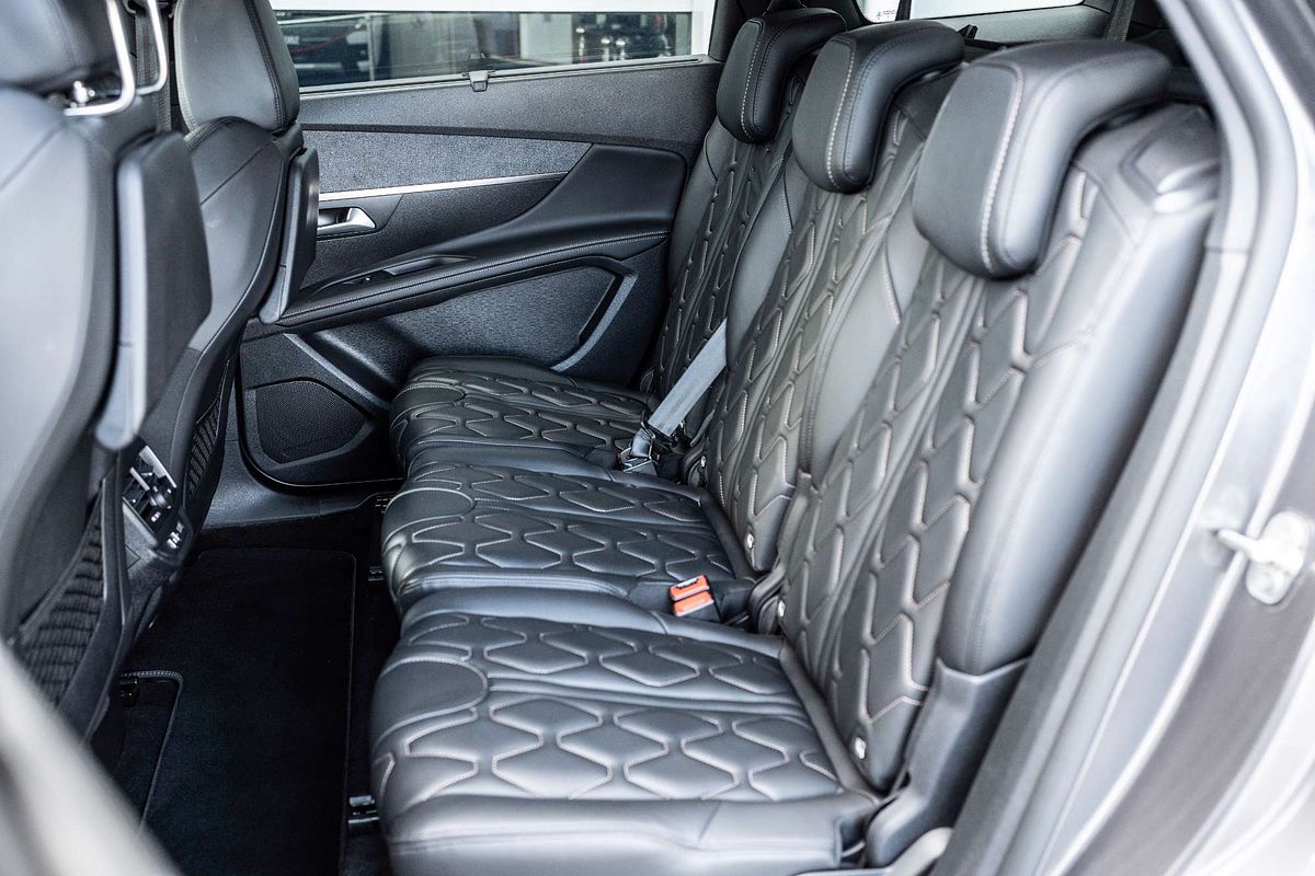 2019 Peugeot 5008 GT Line P87