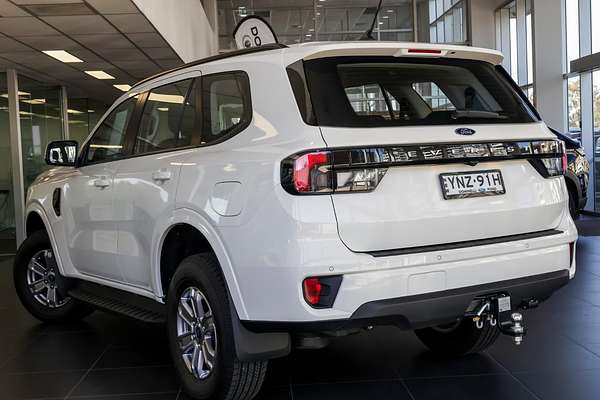2024 Ford Everest Ambiente 2.0L