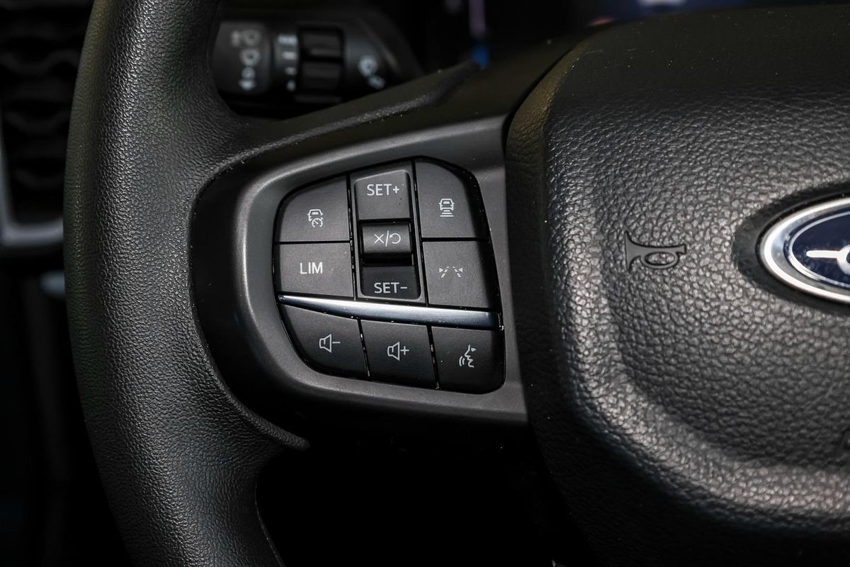 2024 Ford Ranger XLS 4X4 2.0L