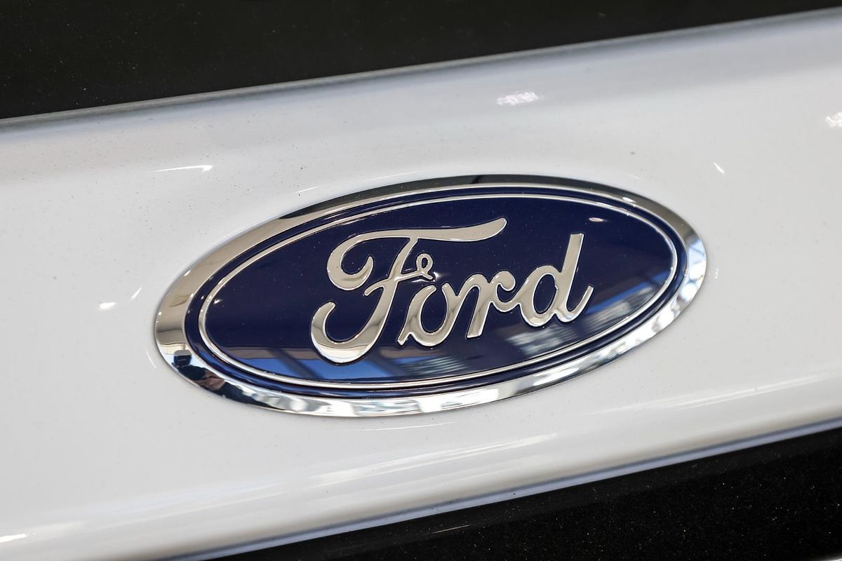 2024 Ford Everest Ambiente 2.0L