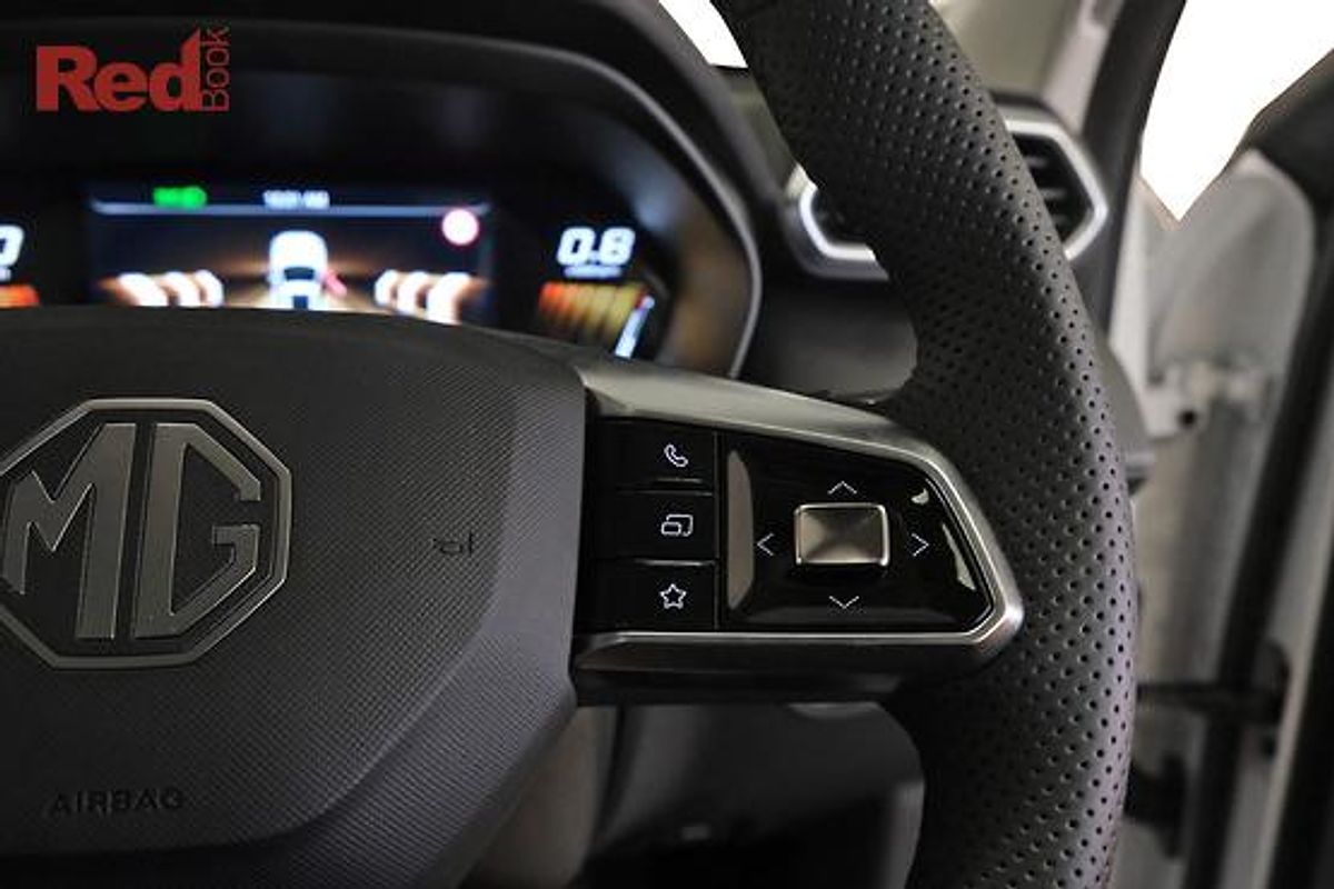 2025 MG ZS Essence ZS32