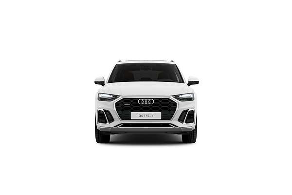 2025 Audi Q5 55 TFSI e S line FY
