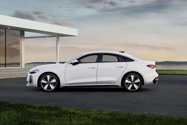 2025 Audi A5 TFSI 150kW S line B10
