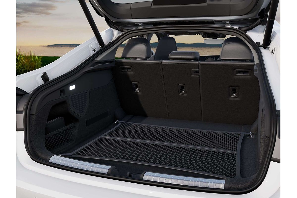 2025 Audi A5 TFSI 150kW S line B10