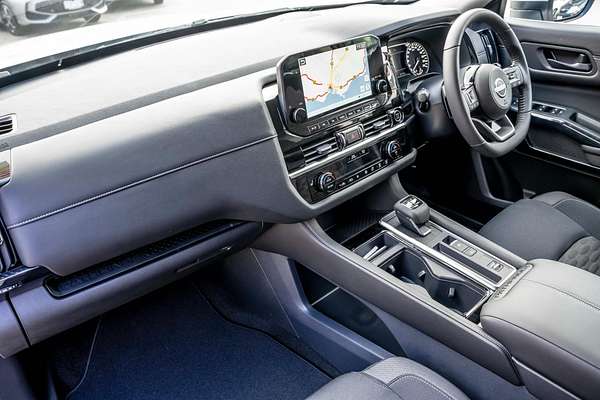 2024 Nissan Pathfinder ST-L R53