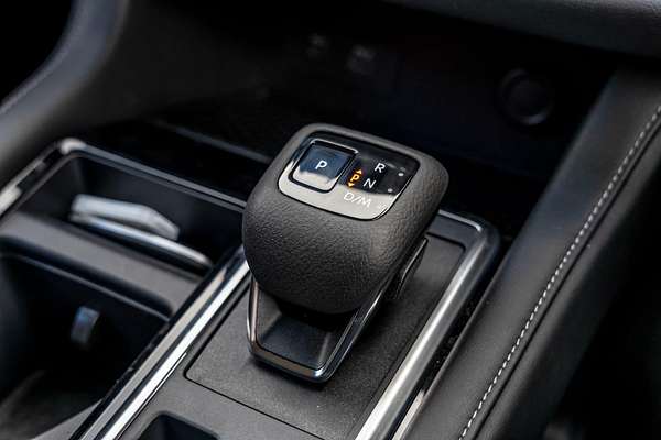 2024 Nissan Pathfinder ST-L R53