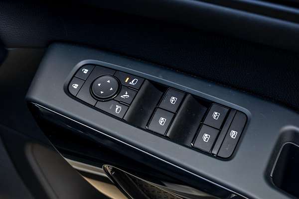 2024 Nissan Pathfinder ST-L R53