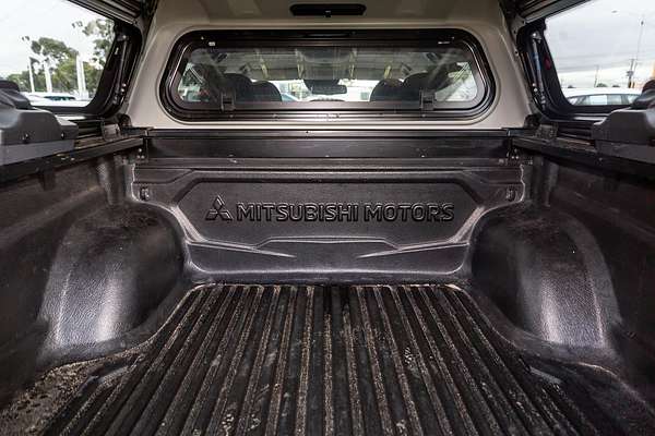 2020 Mitsubishi Triton GLS MR 4X4