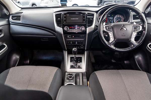 2020 Mitsubishi Triton GLS MR 4X4