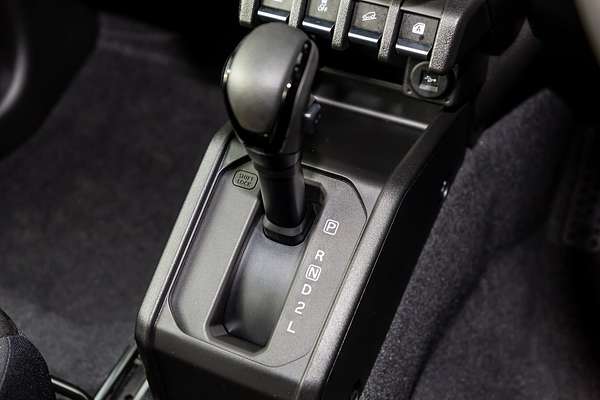 2025 Suzuki Jimny GLX GJ