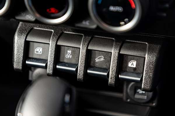2025 Suzuki Jimny GLX GJ