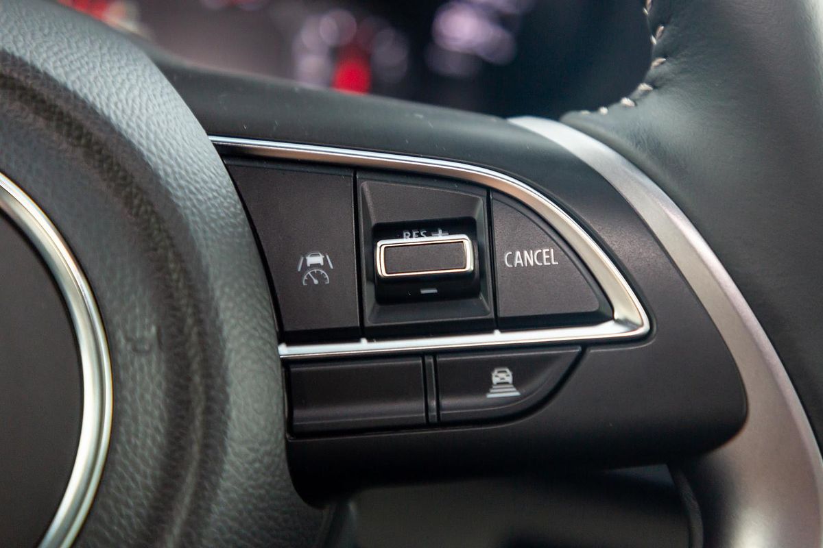 2025 Suzuki Swift Hybrid Plus UZ