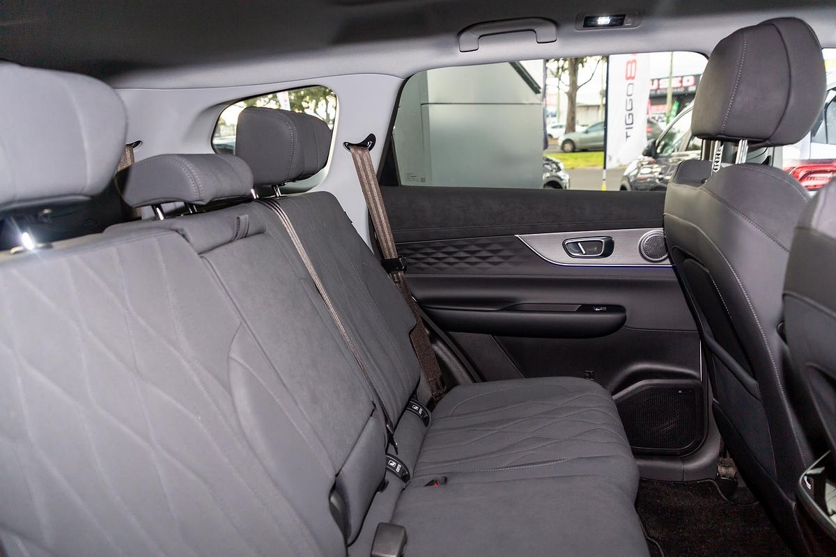 2025 Chery Tiggo 8 Super Hybrid Ultimate T31