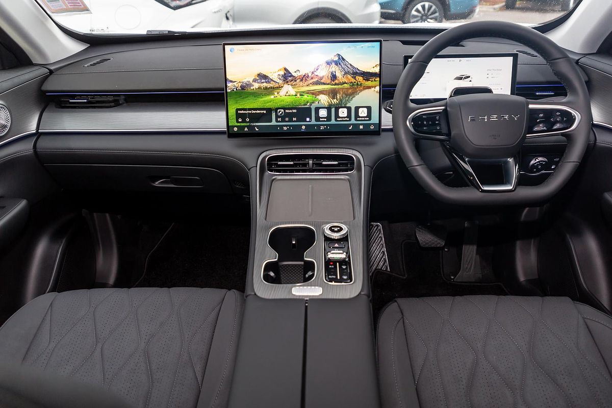 2025 Chery Tiggo 8 Super Hybrid Ultimate T31